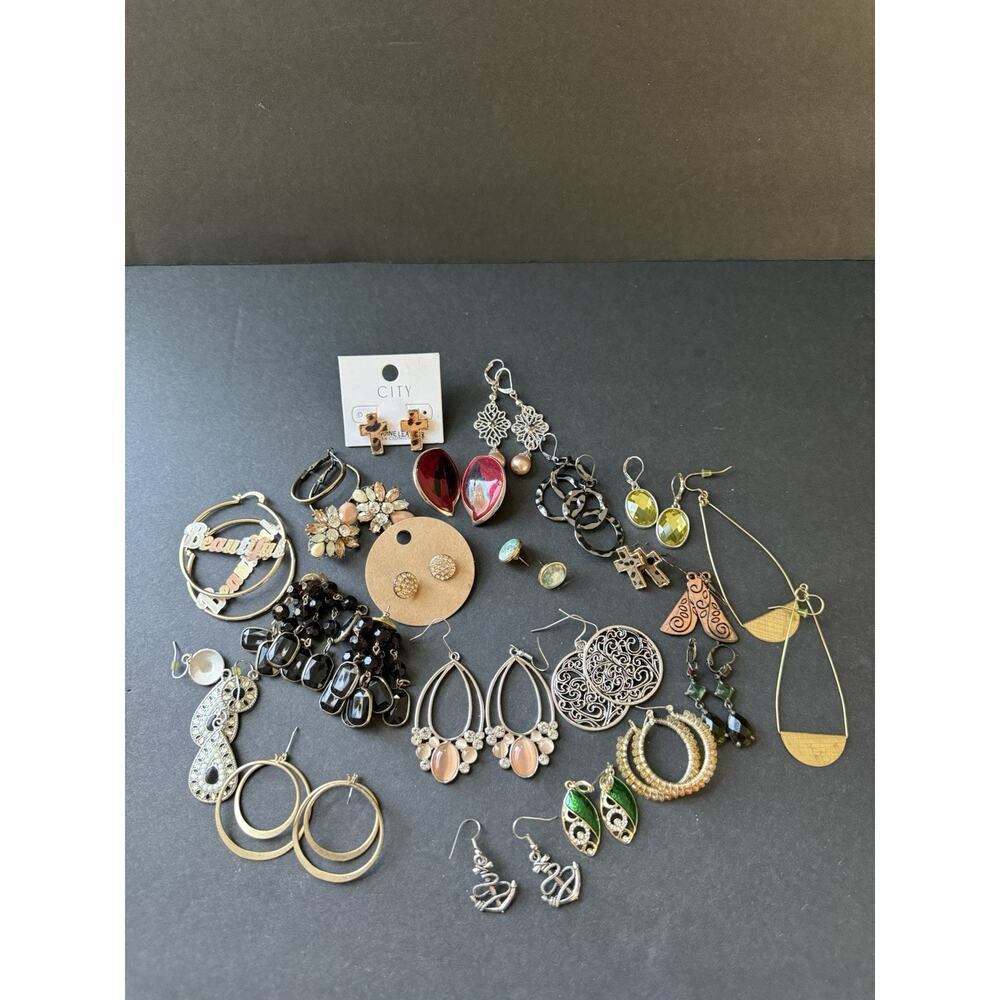 Vintage Earring Lot Bundle (22) Pierced Retro 70s 80s 90s Y2K Mod Career Boho